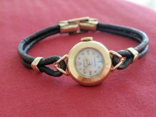 Lovely Vintage Rolex Solid 18k Gold Ladies Wrist Watch & Leather Strap