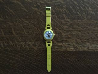 Vintage Bradley Mickey Mouse Character Watch In Yellow Plastic Band Bubble Case