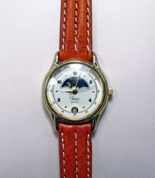 Vintage 1990s Timex Sun Moon Phase Calendar Ladies Watch Band Battery
