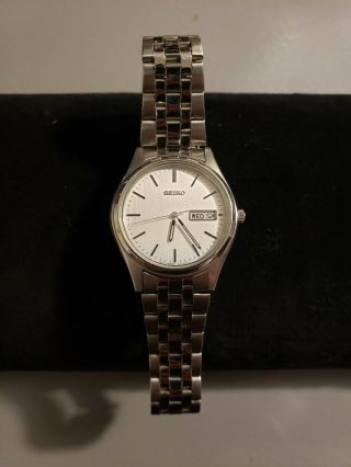 Vintage Seiko Mens 7n43 - 9048 Silver Dial Stainless Steel Watch Battery