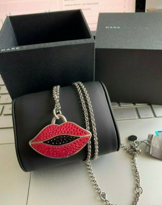 Marc By Marc Jacobs Red Crystal Lips Necklace Ladies Watch Mbm7042 $175