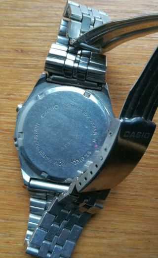CASIO BLUE MARLIN 248 W - 750 LCD Digital Quartz Watch 2