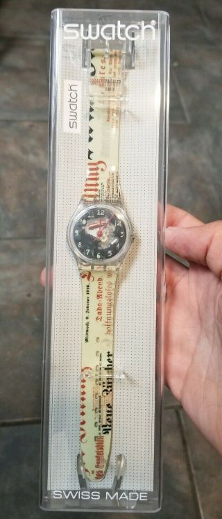 2004 Swatch Cabaret Voltaire Ref G2184 Plastic Watch