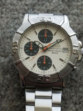 a Minty Seiko V657 - 8060 Chrono in a Stainless Steel Case. 5