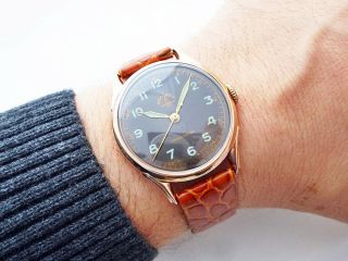 Fantastic Rare Vintage Russian Black Kirova Moscow 14k Gold Wristwatch 1950 