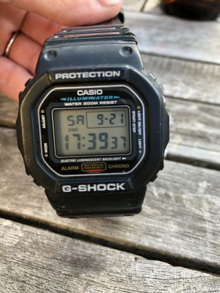 Casio G - Shock Dw - 5600e (3229) Classic Digital Display Watch