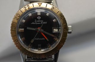 Vintage Zodiac Aerospace GMT,  Great Black Dial,  Sought After Gold Bezel 6