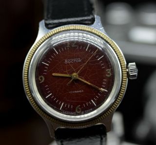 Vintage Dress Watch Vostok Watch Ussr Rare Mens Its.  Vintage.  Time Red Dial Vt12