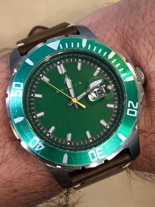 Nautis - Dive Pro 200 - Nib Men’s Dive Watch,  Unique And Bold Color - Msrp $175