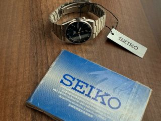 Seiko 5 Japan Made Automatic Gents Watch Stainless Steel Watch With Papers