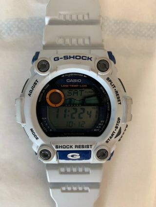 Casio 3194 G - Shock Watch (white & Blue) With An Extra Watch - -