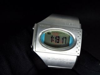 Casio Vintage Digital Watch Meta Me - 100 1672 Auto Light Psychedelia Light Logo