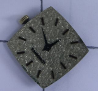 Longines Watch Movement 528 - 17 Jewel With Dial