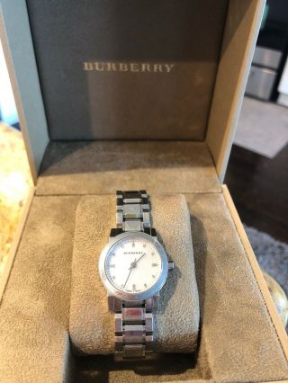 Bu9224 Authentic Burberry Ladies Watch Mother Of Pearl Diamond Stainless Steel
