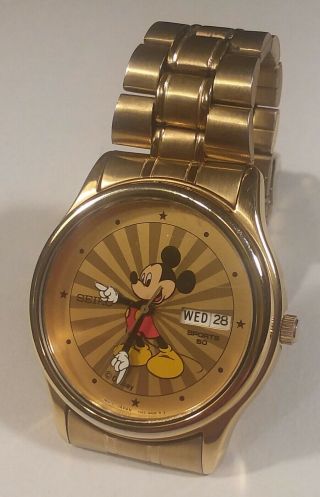 Mickey Mouse Seiko Sports 50 Day Date Sunburst Gold Tone Bracelet Men 