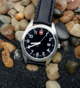 Men Swiss Made Army Military Victorinox Black Dial Leather Strap 40mm Watch 3