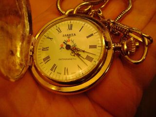 Rare Dakota windup Pocket Watch Gold color With gold chain great 3