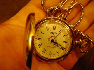 Rare Dakota windup Pocket Watch Gold color With gold chain great 5