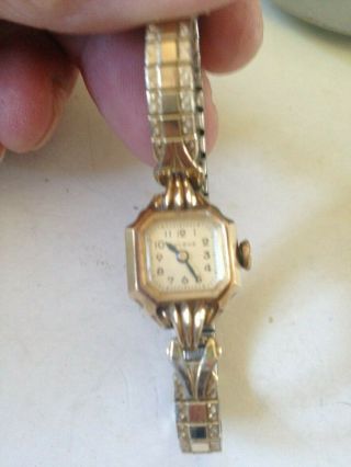 Vintage Bulova 10 Kt Gold Filled 21 Jewels Wristwatch