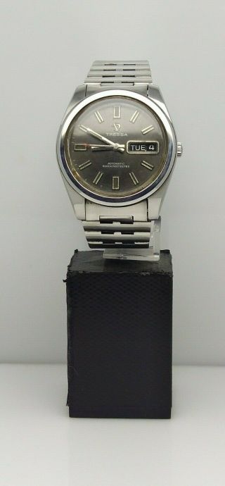 Vintage Tressa 558 Shockproof Swiss Made Automatic Wrist Watch For Men
