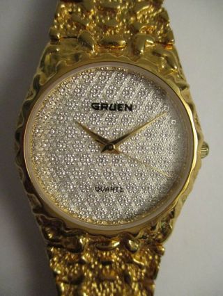 Vintage Mens Women ' s Gruen Quartz Gold Nugget Style Watch 2