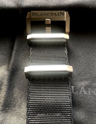 Blancpain Fifty Fathoms Bathyscaphe 5000 - 0240 - O52A Wrist Watch for Men 7