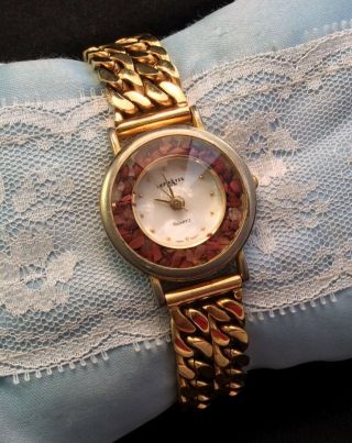Vintage La Express Ladies Watch With Beveled Crystal And Gold Chain Band