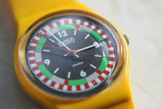 SWATCH GJ400 - YELLOW RACER / YEAR 1984 - VINTAGE 3