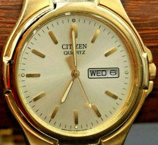 Mens Citizen Gold Tone Wrist Watch Calendat Day Date 2500 - S99337