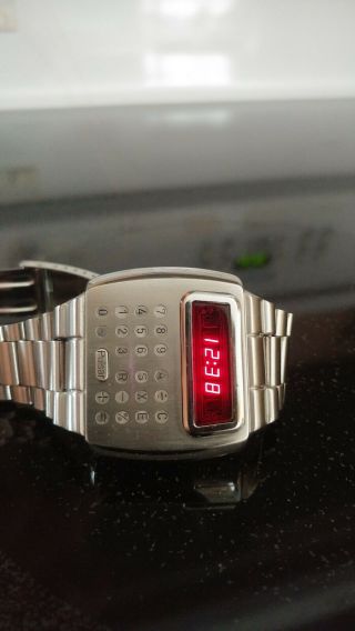 Pulsar 902 Wrist Calculator Vintage Digital Led Time Computer Watch