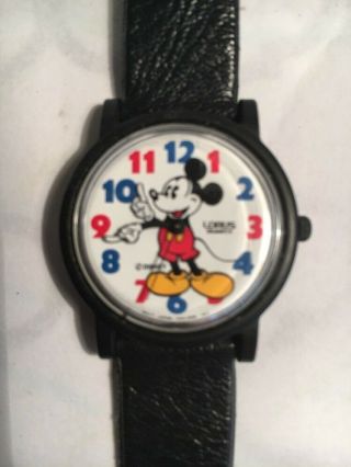 Vintage Lorus Disney Mickey Mouse Watch