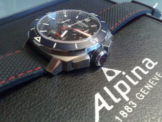 ALPINA Navy Seastrong Diver 300 Chronograph Watch 10