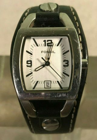 Vintage Fossil Mens Wrist Watch W/date And Black Leather Band