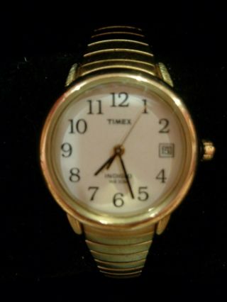 Timex Indiglo Watch Womens,  Vintage,  Date White Face Gold Tone Fresh Battery 2