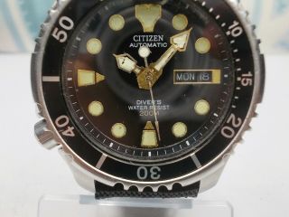 CITIZEN PROMASTER 200M DIVERS DAY/DATE AUTOMATIC MEN ' S WATCH (SN 020735) 7