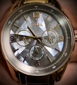 Fossil Bq1681 - Gold Tone Stainless Steel Unisex Watch Unique Face