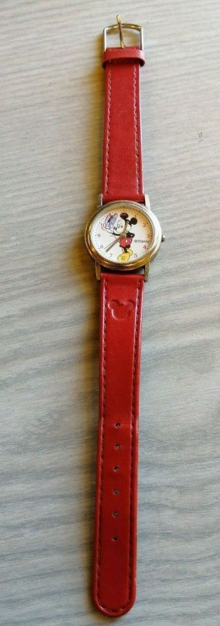 Lovely Vintage Disney Mickey Mouse Children ' s Watch - Order (D4) 2