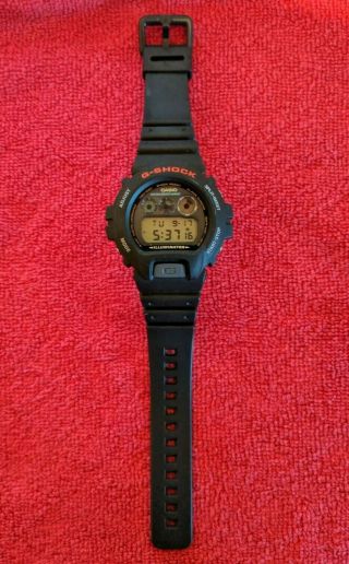 Casio Dw - 6900 G - Shock Wrist Watch - Battery -