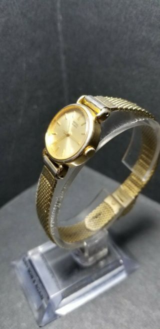 Vintage Seiko Ladies Gold Tone Watch 2