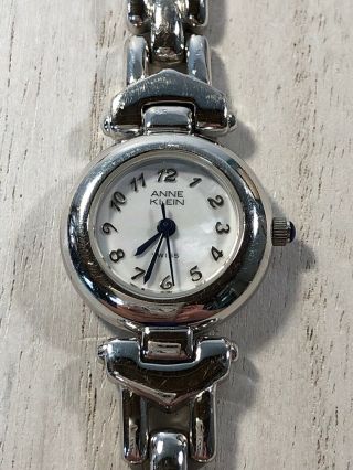 Anne Klein Women’s Wrist Watch Silver Band Mother Of Pearl Face 2