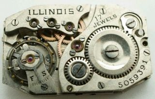 Vintage Illinois Cal.  206 17 Jewel 18/0s Wrist Watch Movement Runs For Repair