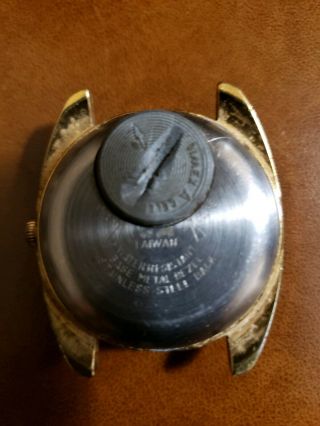 Vintage Timex Q Men ' s Day & Date Watch 1970s Movement 64 Gold 96960 06477 PARTS 2