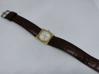 Vintage OMEGA 14K Solid Gold Square - Hand Winding - 23mm - Unisex Watch 11