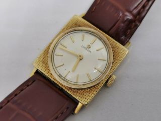 Vintage OMEGA 14K Solid Gold Square - Hand Winding - 23mm - Unisex Watch 12