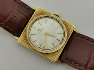 Vintage Omega 14k Solid Gold Square - Hand Winding - 23mm - Unisex Watch
