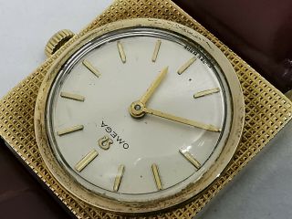 Vintage OMEGA 14K Solid Gold Square - Hand Winding - 23mm - Unisex Watch 3