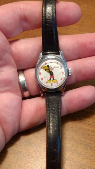Vintage 1960 ' s Ladies Kids Mickey Mouse US Time Mechanical Watch Runs Ingersol 7