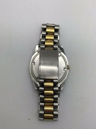 Vintage SEIKO 5Y23 - 8A69 Two - Tone Fluted Bezel Men ' s Quartz Watch - battery 6