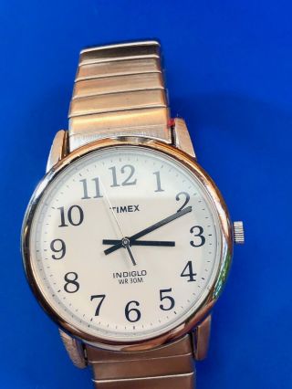 Vintage Gold Tone Stretch Band Timex Classic Mens Watch - Battery