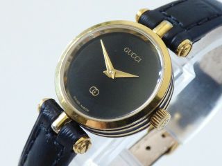 Vintage Gucci Ladies Quartz Watch 2000l Gold Plated Black Dial Leather Strap